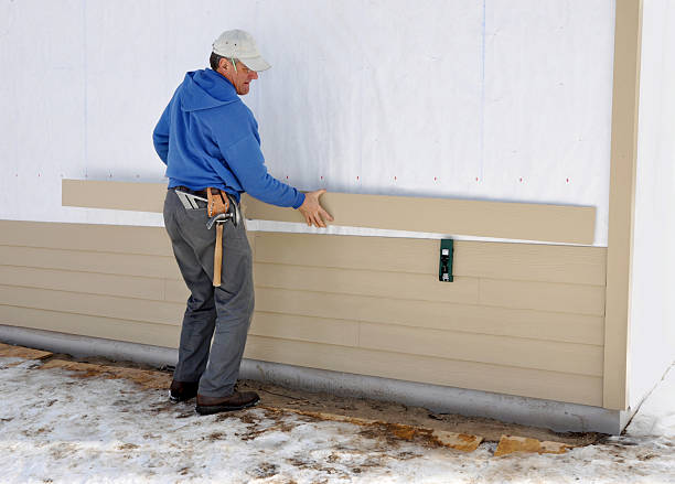 Best Fascia and Soffit Installation  in Mooreville, MS